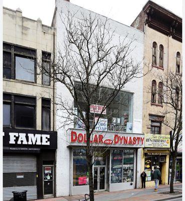 Dollar and up Dynasty