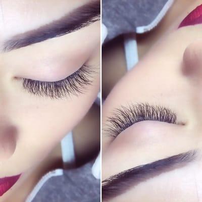 Volume 2D lash extensions