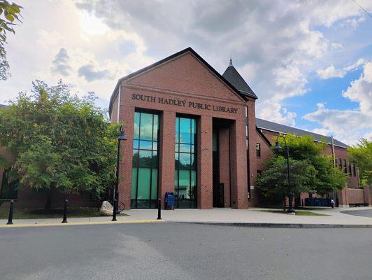 South Hadley Public Library