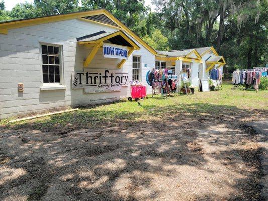 We have moved to a new Location!
1786 Hwy 174 Edisto Island SC
Come see us!