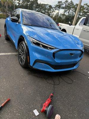 Hi Jacksonville your car deserves to shine inside and out, we come to you