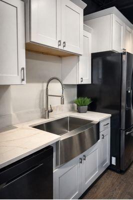 Elegant and modern kitchen remodels