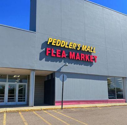 Peddlers Mall
