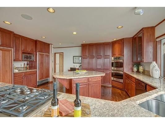 Kitchen one of the most impotant area of the house where the Stain color is made.