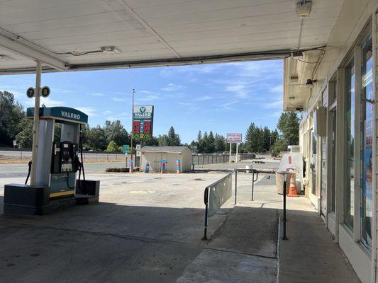 6/15/25 City of Colfax power outage so almost everything closed. Thanks for being open