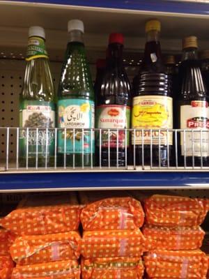 I have a Persian cake in mind for you cardamom syrup!