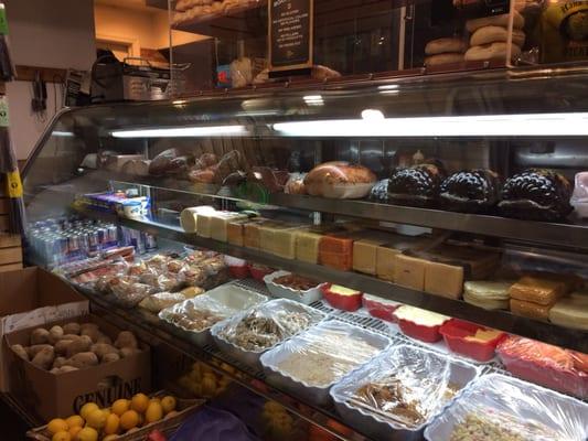 Really good sandwiches. Open 24/7!