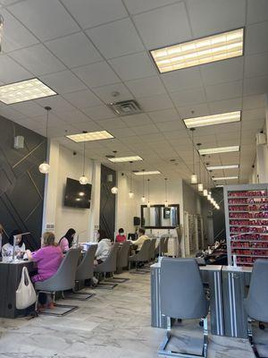 Luscious Nails Salon