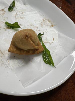 Samosa with peas and meat