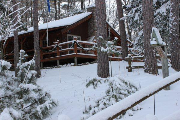 Whispering Pine Lodge