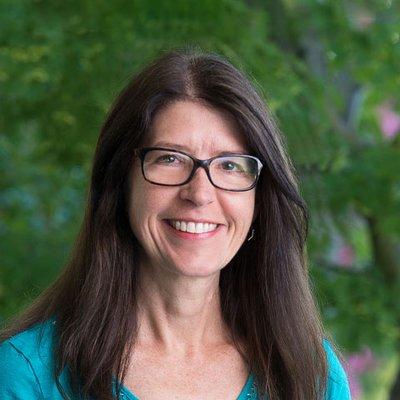 Leslie Sackschewsky, M.D