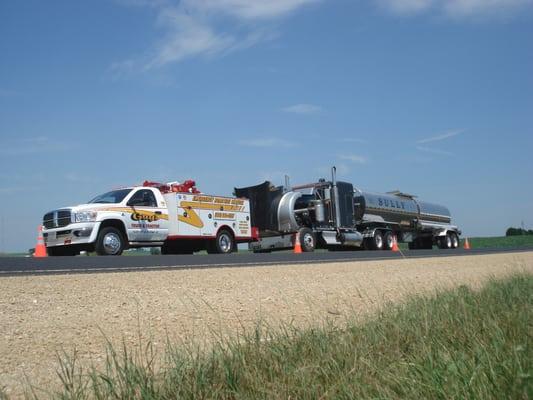 Guy's Truck & Tractor Service