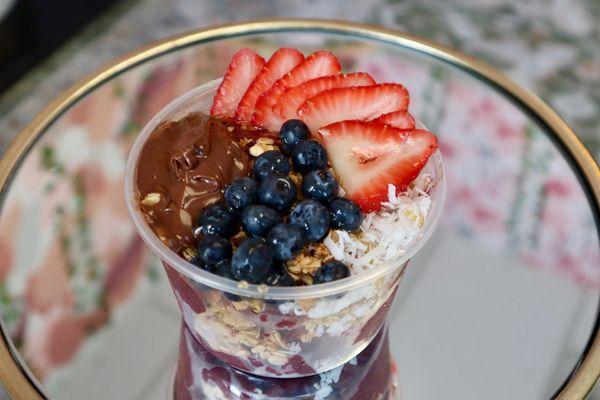 Acai bowl