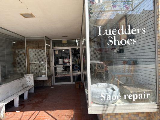 Luedders Shoes