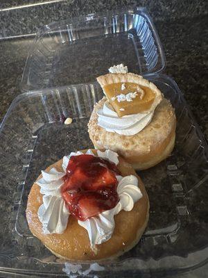 Pumpkin pie and strawberry short cake