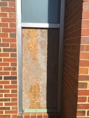 Glass Repair Brookhaven, GA 30319