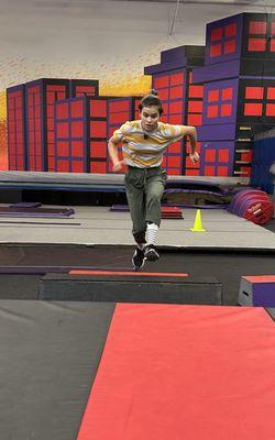 Girls love parkour too!