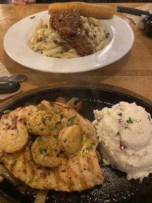 Bourbon Street Chicken & Shrimp Four-Cheese Mac & Cheese with Honey Pepper Chicken Tenders