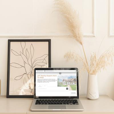 Candice Roberts - LPT Realty