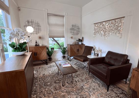 Seattle mental health counseling, therapy, therapist, family, couples, marriage, teen, grief, trauma, adolescent, child, group, individual