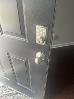 Center Field locksmith