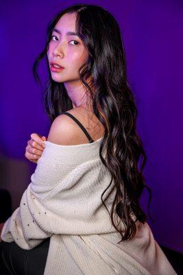 One length blunt but soft haircut