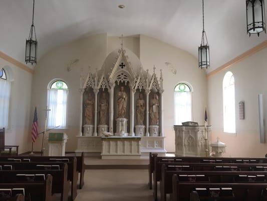 Holy Cross Lutheran Church