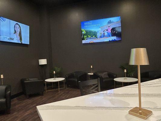 B&B Theatres Macedonia 15