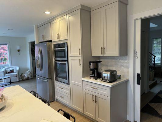 Bryan's Countertop & Cabinet