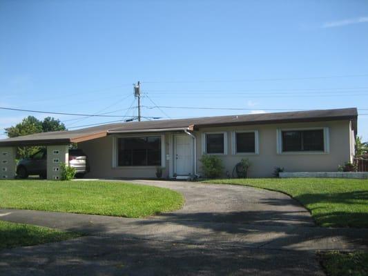 Walk to schools, parks and Bird Road! GREAT location!!