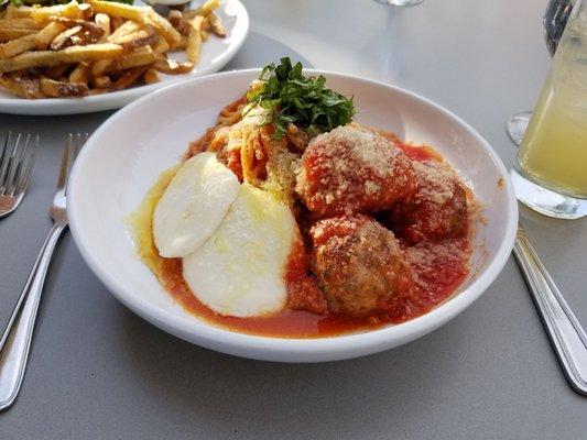 pomodoro and meatballs
