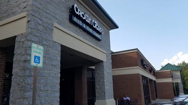 Crown Cigars and Ales