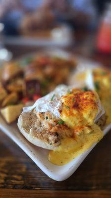 Crab Benedict