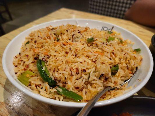 Burnt garlic vegetable fried rice