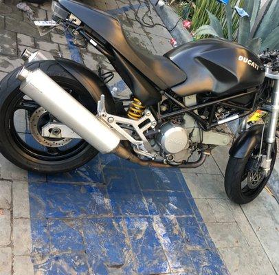 Vazquez Mobil detail wash