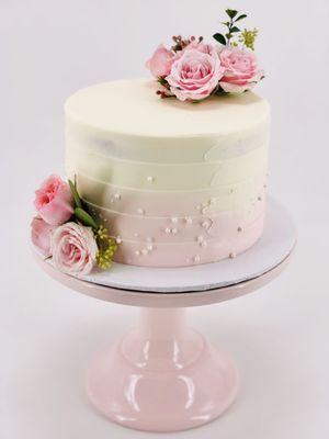 Pretty dessert cake