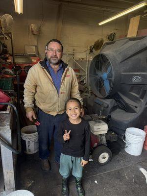 Benny's Spray Center