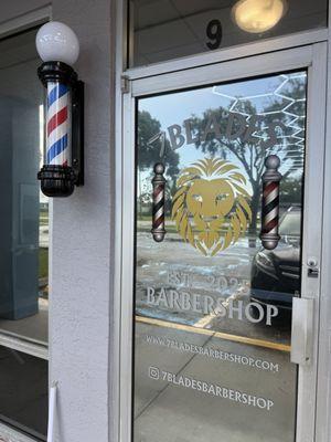 7 blades barbershop