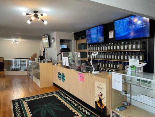 Flower wall / service counter