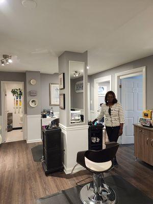 Bravadas Wig Store - Fairfax