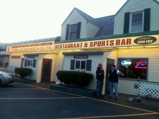 Meadowbrook Sports Bar And Resaurant