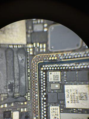 iPhone 12 Pro Max Broken Pads no Signal Repair