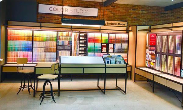 Hadlock's the House of Paint