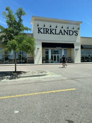 Kirkland’s
