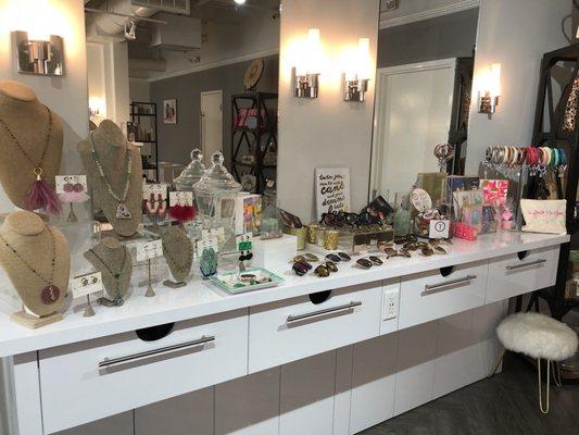 Annabelle's new location inside Hustle and Blow Dry Bar! It's a lifestyle