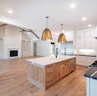 Monument Custom Builders