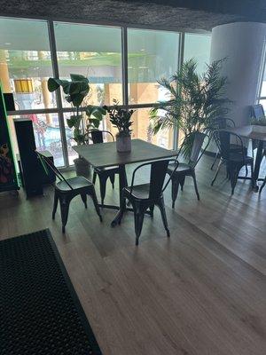 Relaxing shop overlooking the Splash waterpark.