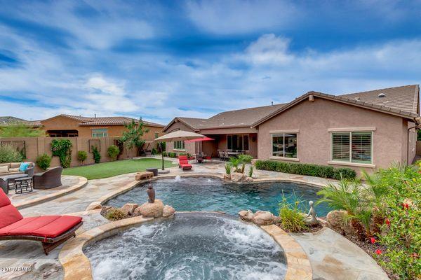 Amazing outdoor lifestyle!