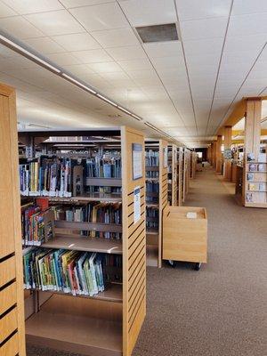 Omaha Public Library - Millard Branch