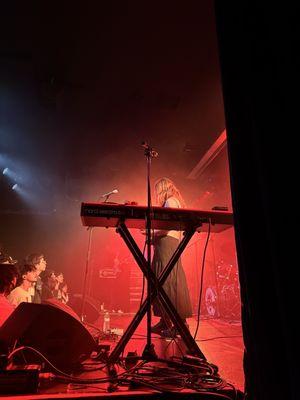 ADA accommodation's were very good. Thank you Lodge Room!